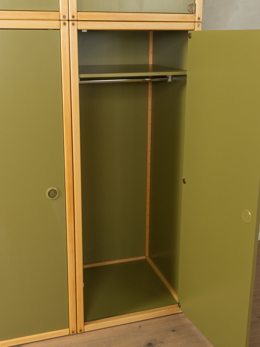 Flötotto wardrobe