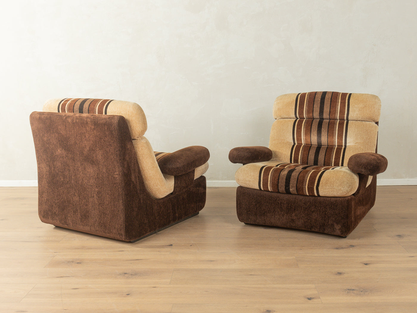 1970s seating group