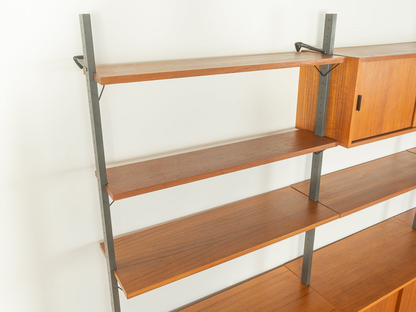 1960s Shelving system, Olof Pira