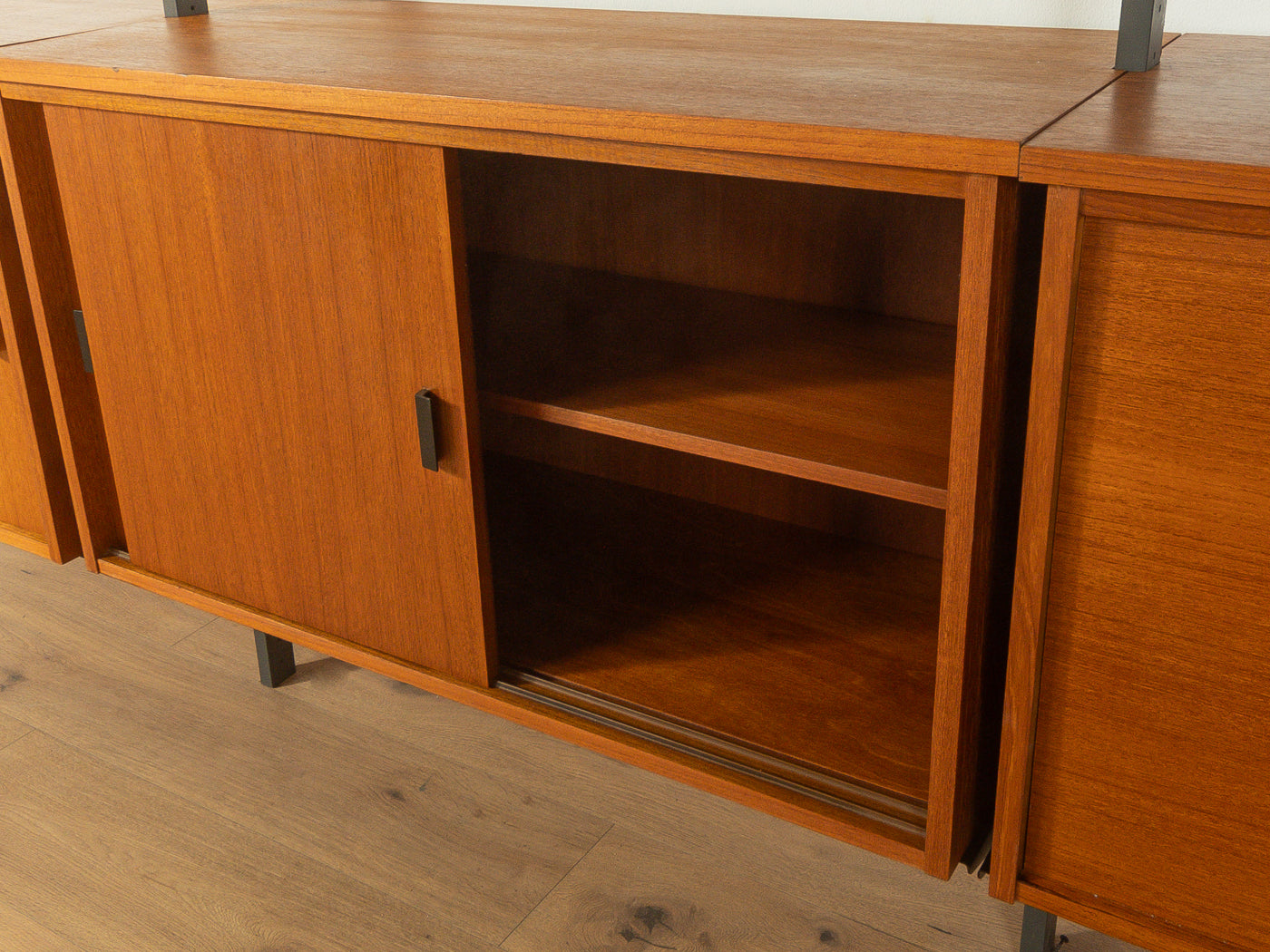1960s Shelving system, Olof Pira