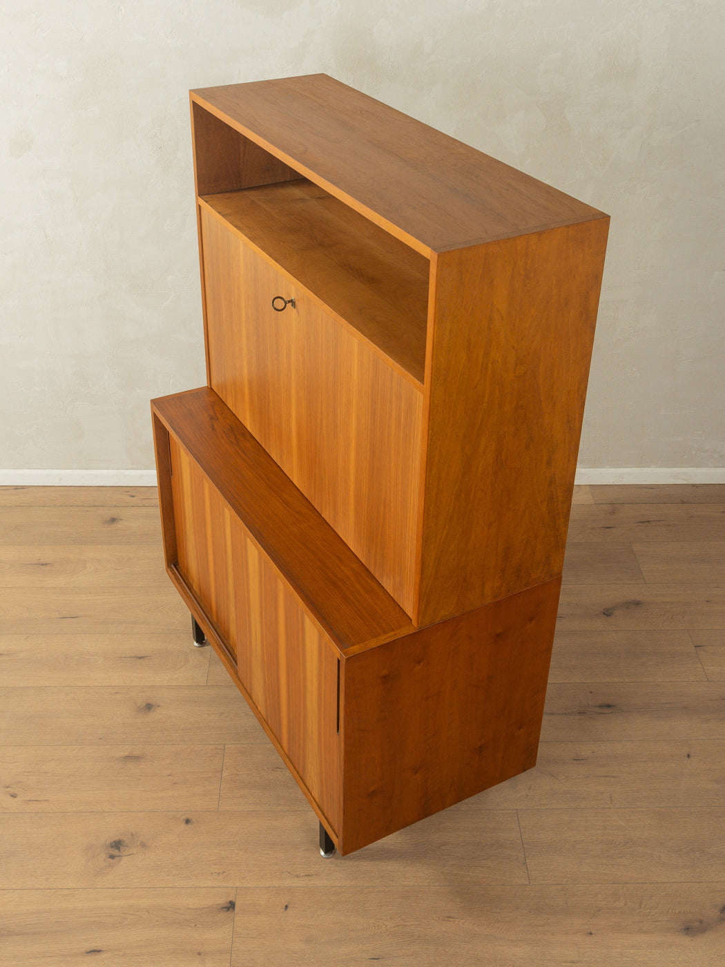 1950s Bureau