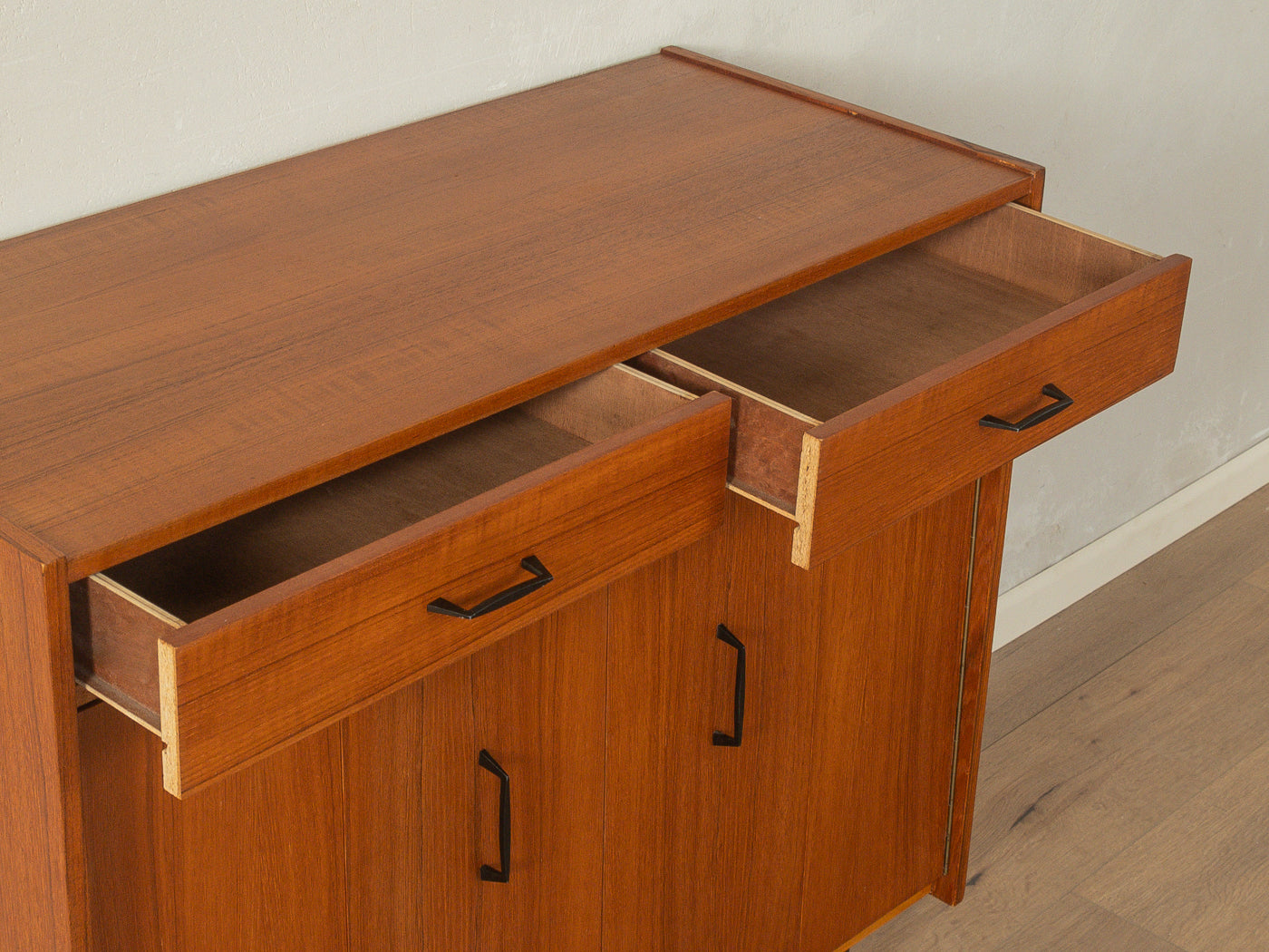 1960er Jahre Schuhschrank