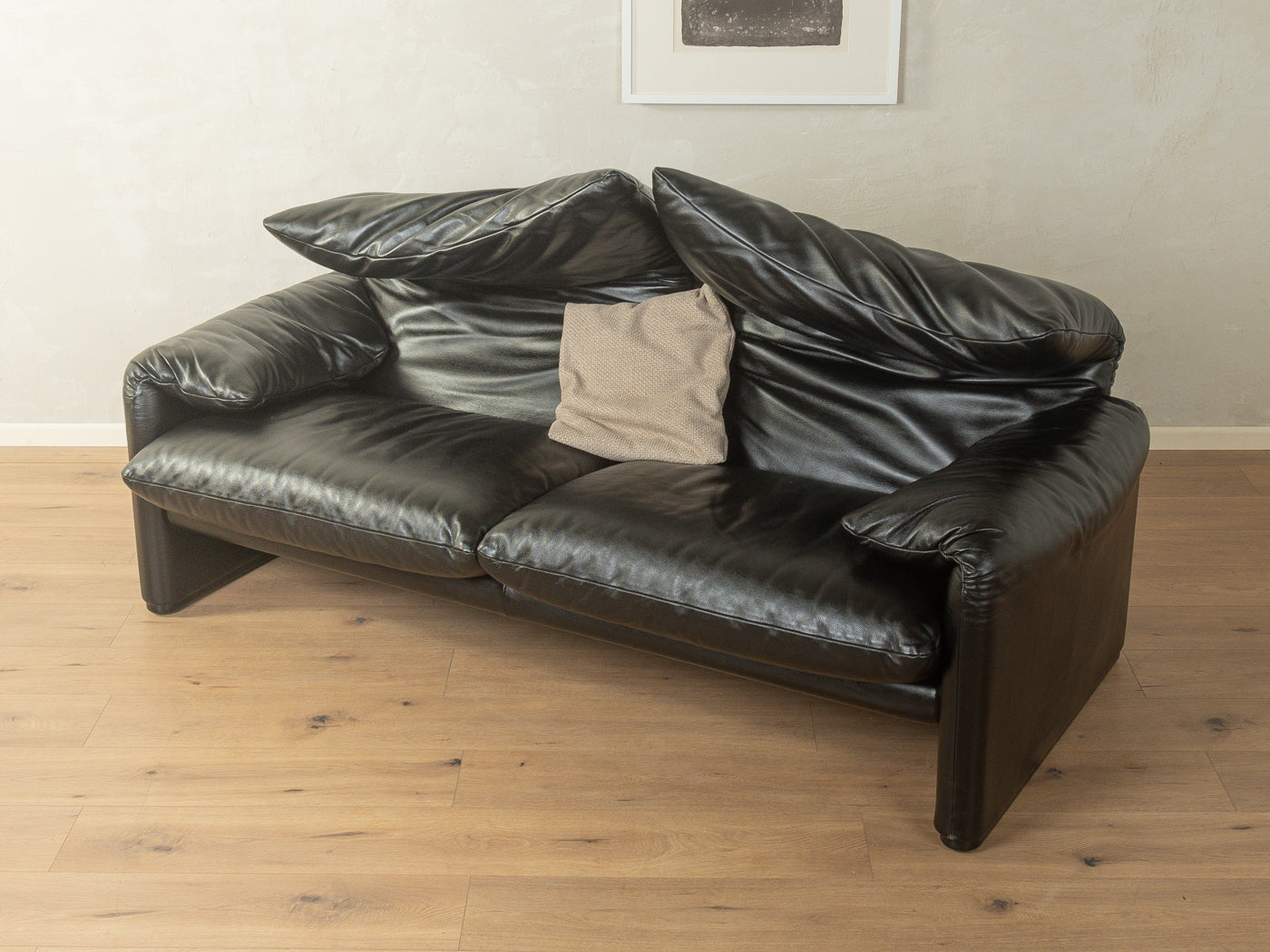 675 MARALUNGA Sofa, Vico Magistretti, Cassina