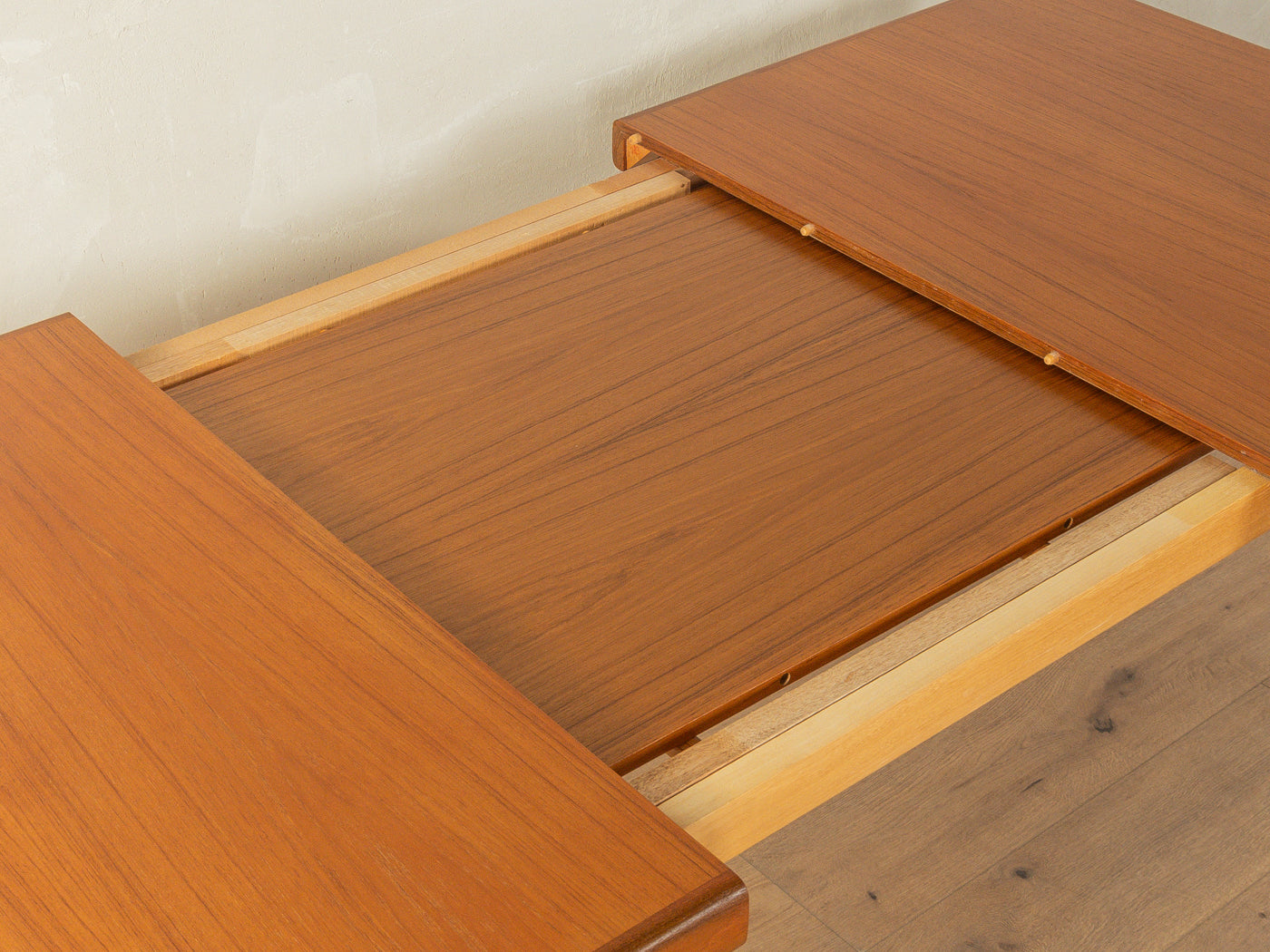 1960er Jahre Esstisch, Bramin