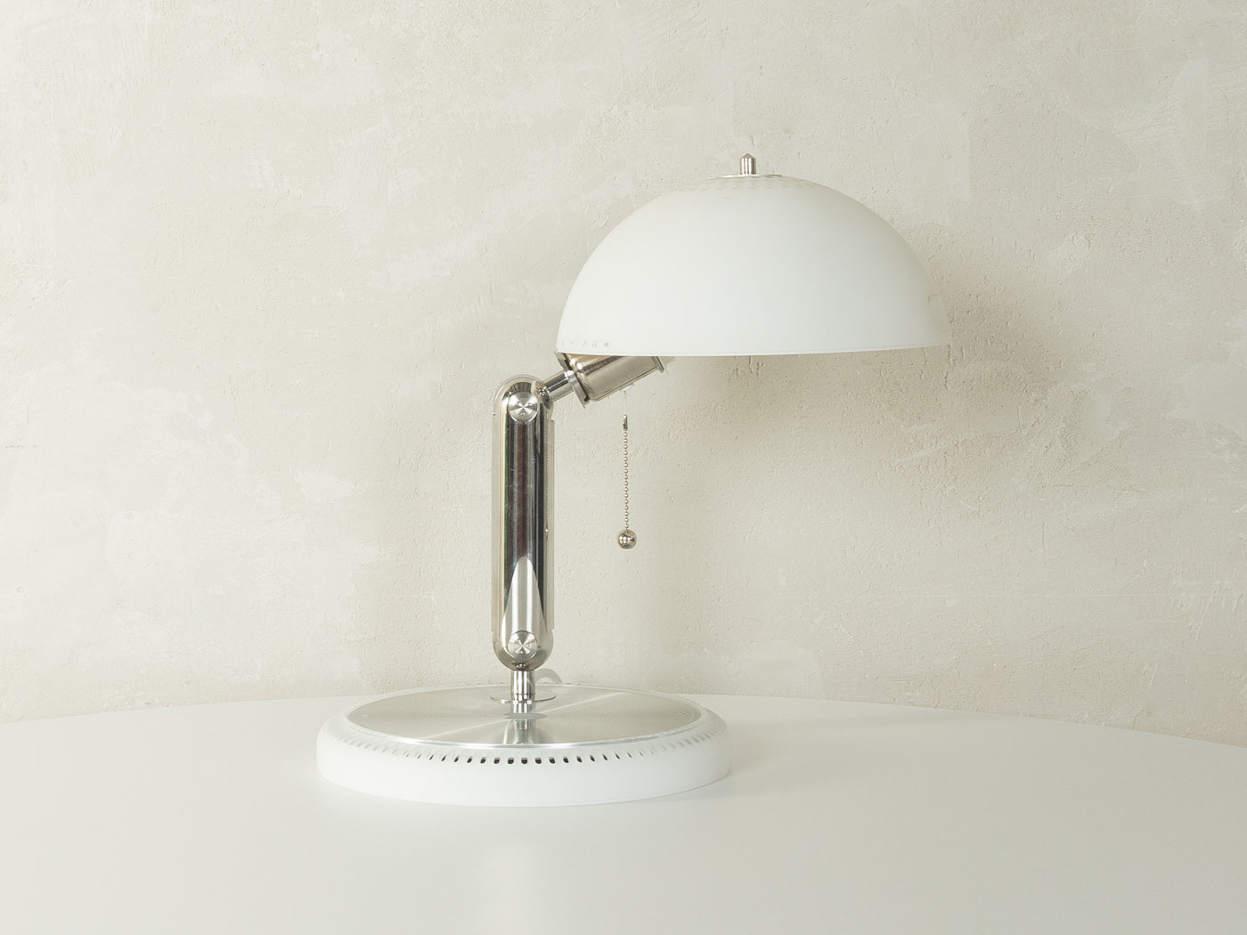 Apple iMac G4 table lamp