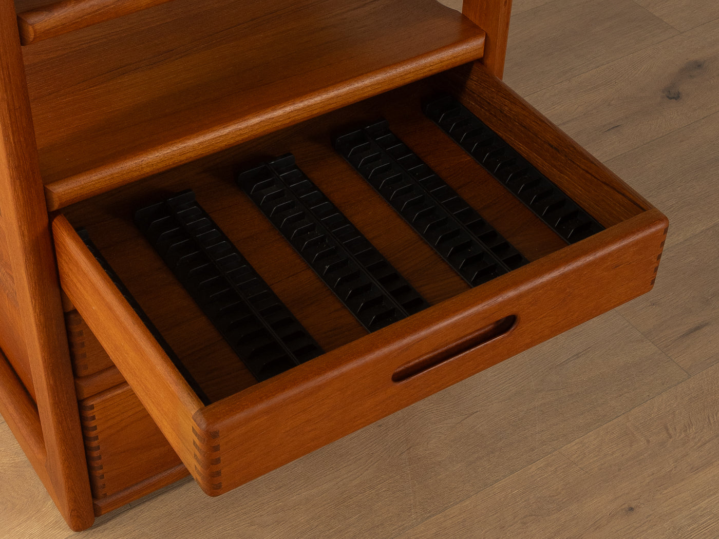 1960er Jahre HiFi-Rack, dyrlund