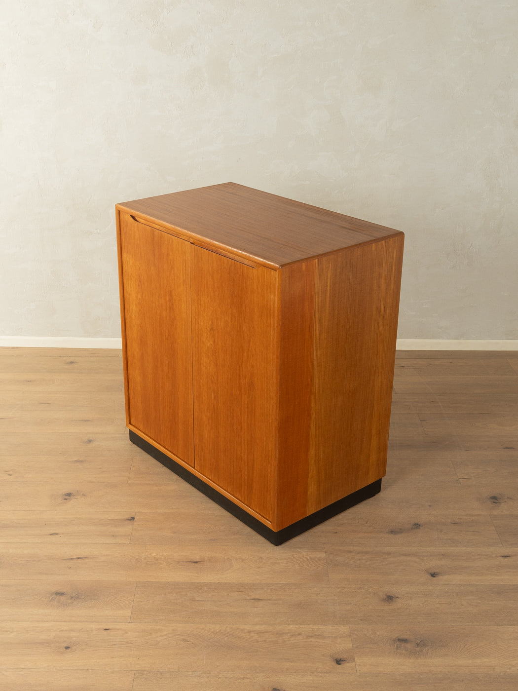 1960er Jahre TV-Kommode