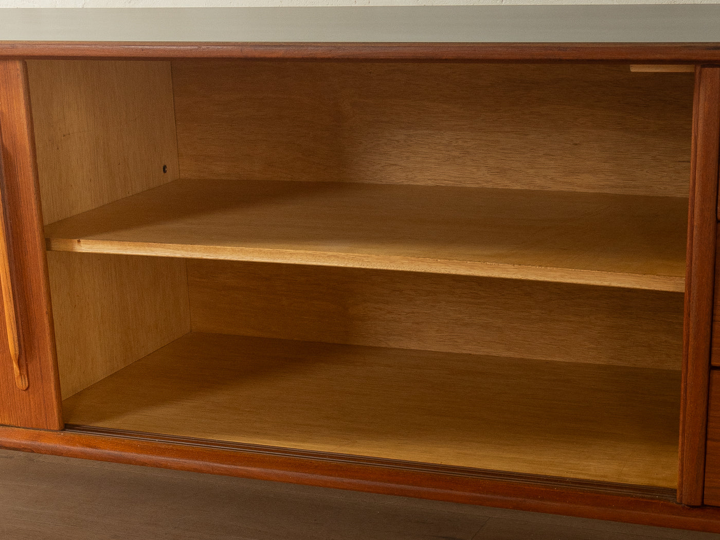 Einzigartiges Sideboard, Heinrich Riestenpatt