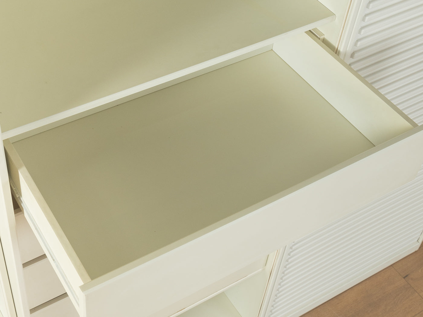 1990er Jahre Rollladenschrank-Set - Bild 10
