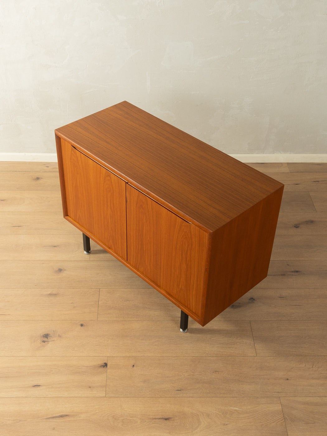 1960s chest of drawers