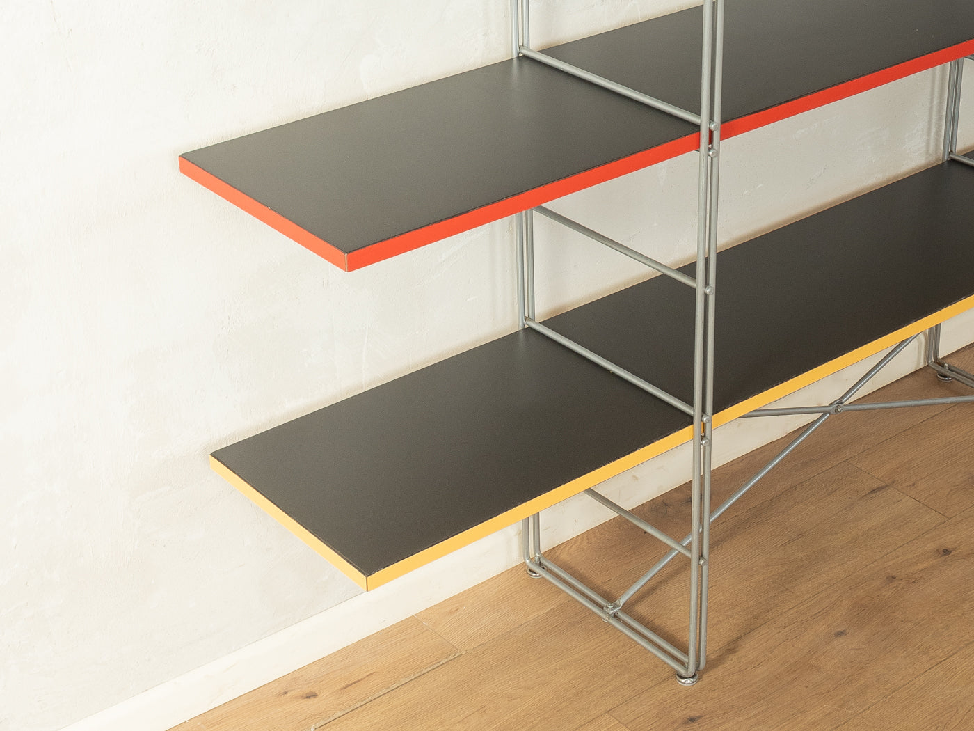 GUIDE Regal, Niels Gammelgaard - Bild 2