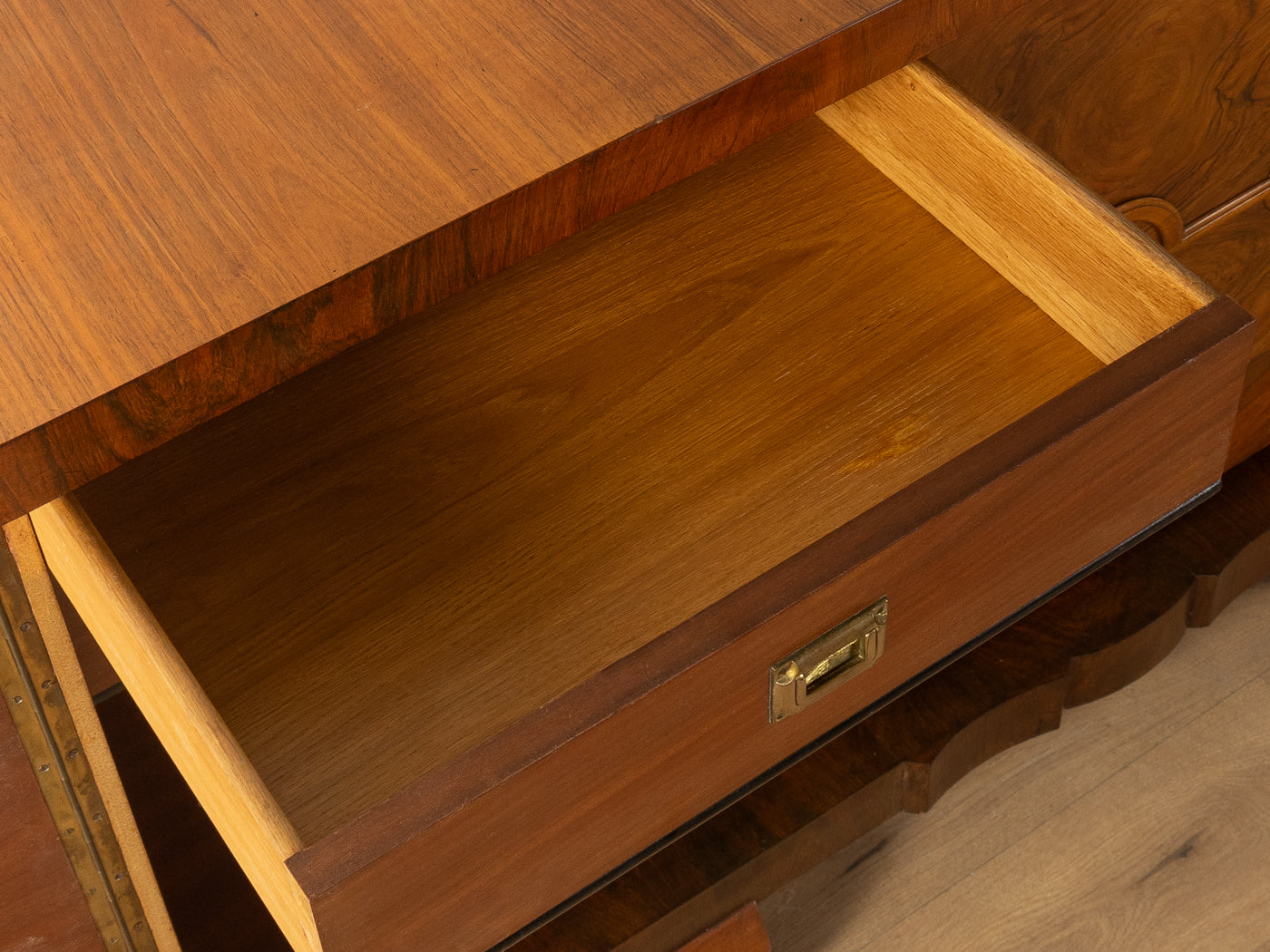1920er Jahre Art déco Sideboard