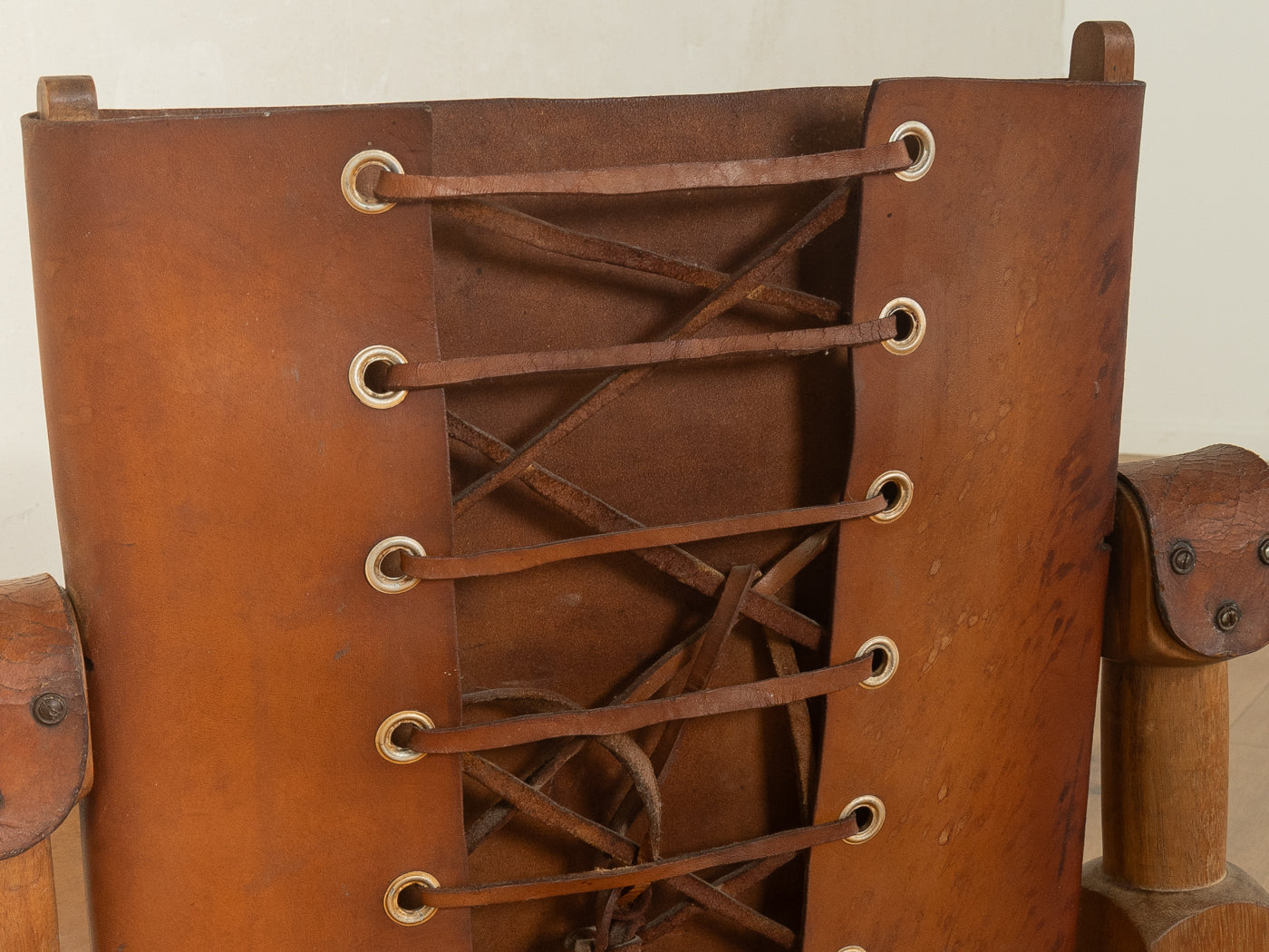 Brutalistischer Vintage Safari Sessel