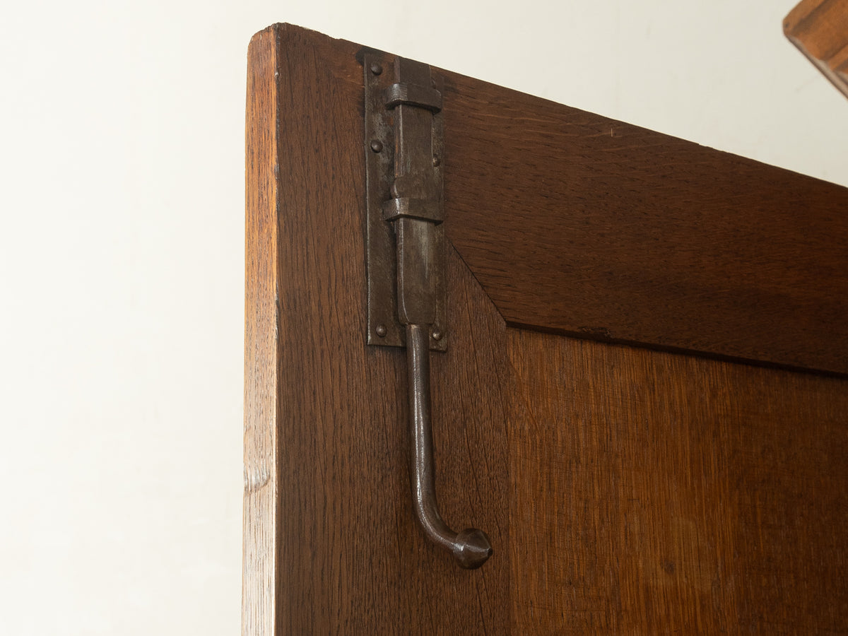Antiker Kleiderschrank aus Eichenholz - Bild 10
