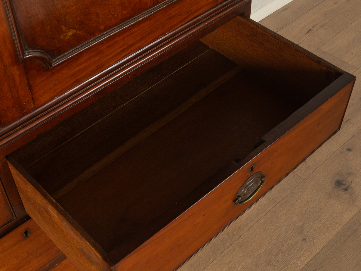 Kleiderschrank im Viktorianischer-Stil - Bild 9