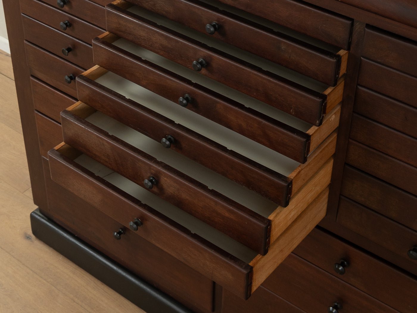 1920er Jahre Zahnarztschrank - Mid Century Friends - Vintage - Retro - Mid Century
