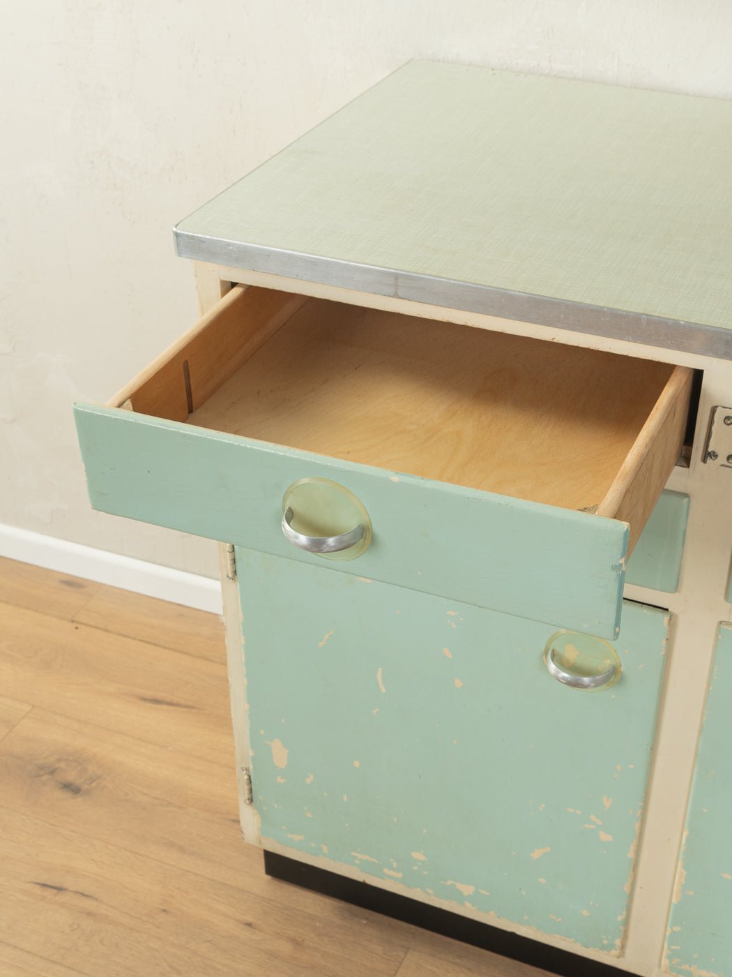 1950er Jahre Küchenschrank - Mid Century Friends - Vintage - Retro - Mid Century