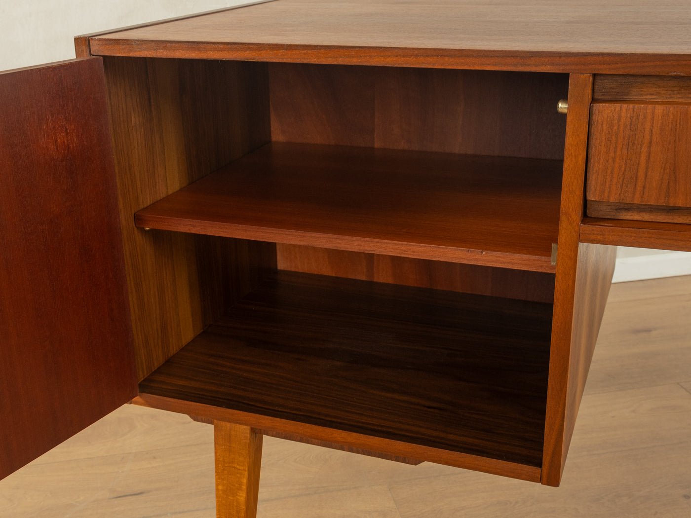 1950er Jahre Schreibtisch - Mid Century Friends - Vintage - Retro - Mid Century