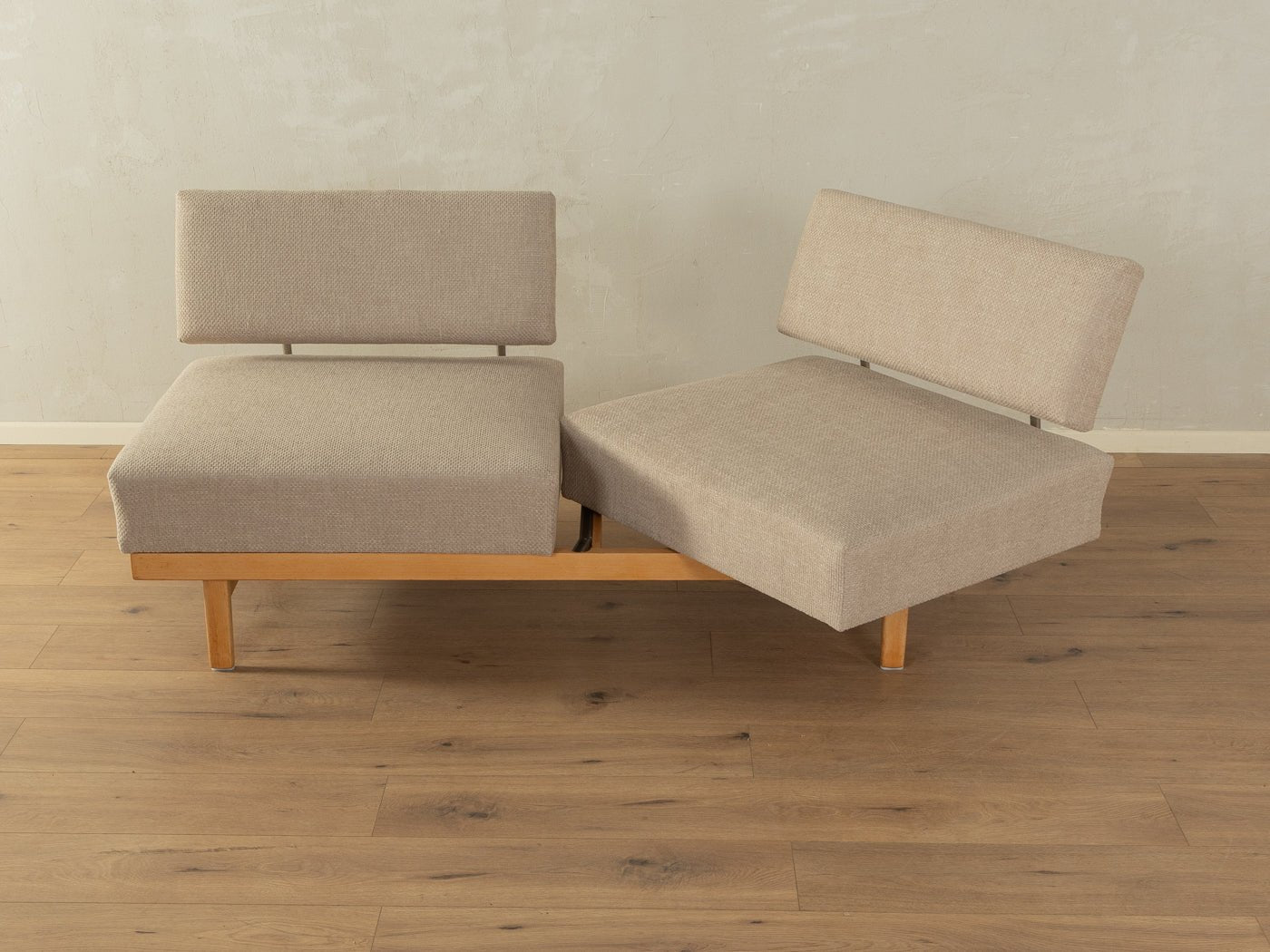 1950er Jahre STELLA Sofa - Mid Century Friends - Vintage - Retro - Mid Century