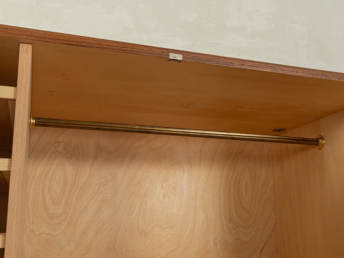1960er Jahre Kleiderschrank - Mid Century Friends - Vintage - Retro - Mid Century