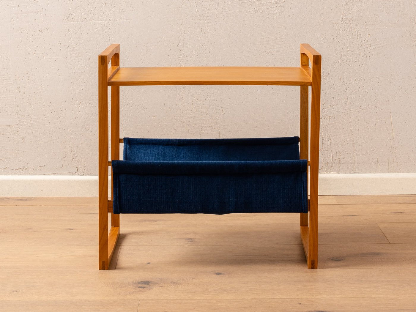 1960er Jahre Zeitungsständer, Kai Kristiansen, Sika Møbler - Mid Century Friends - Vintage - Retro - Mid Century