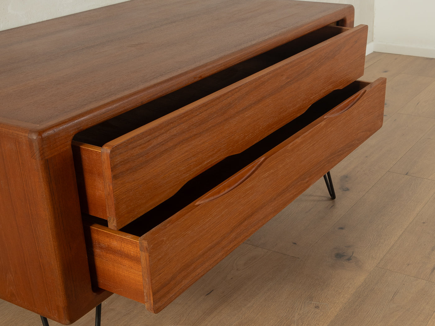 1960er Jahre Lowboard, Dyrlund
