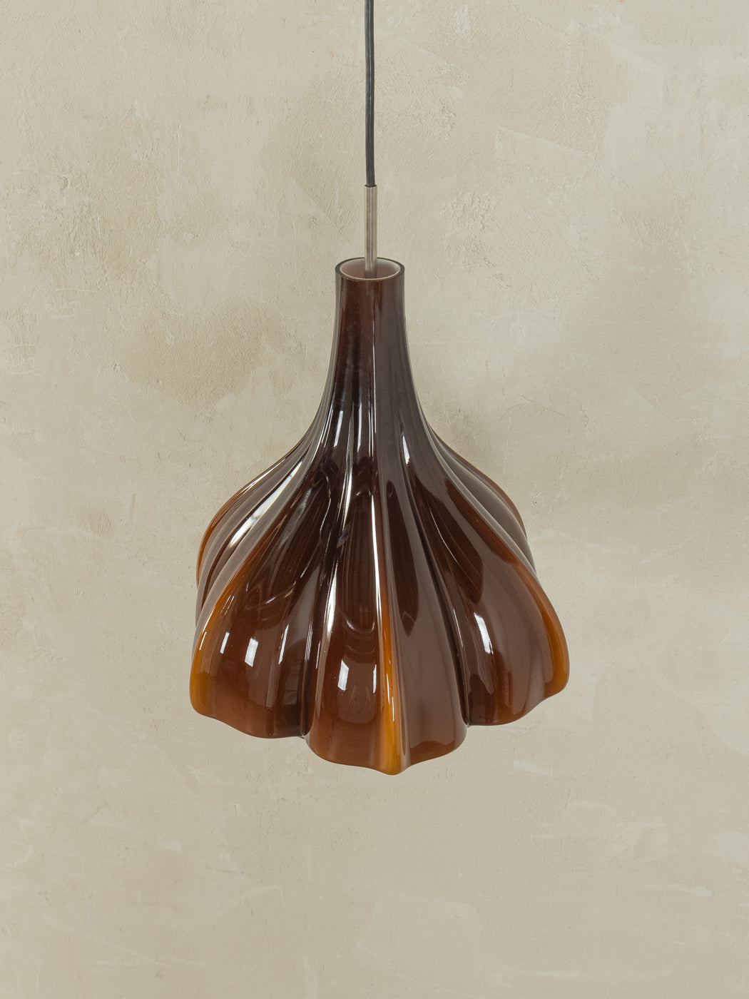 1970er Jahre Blumenförmige Deckenlampe, Peill & Putzler