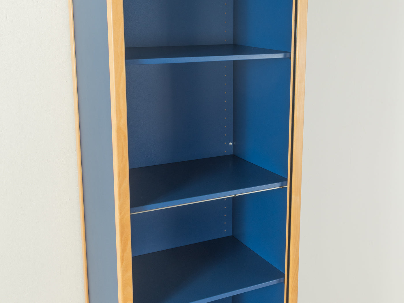 Flötotto Rolladenschrank