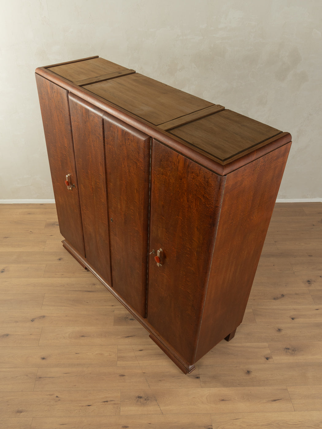 Art déco Kleiderschrank