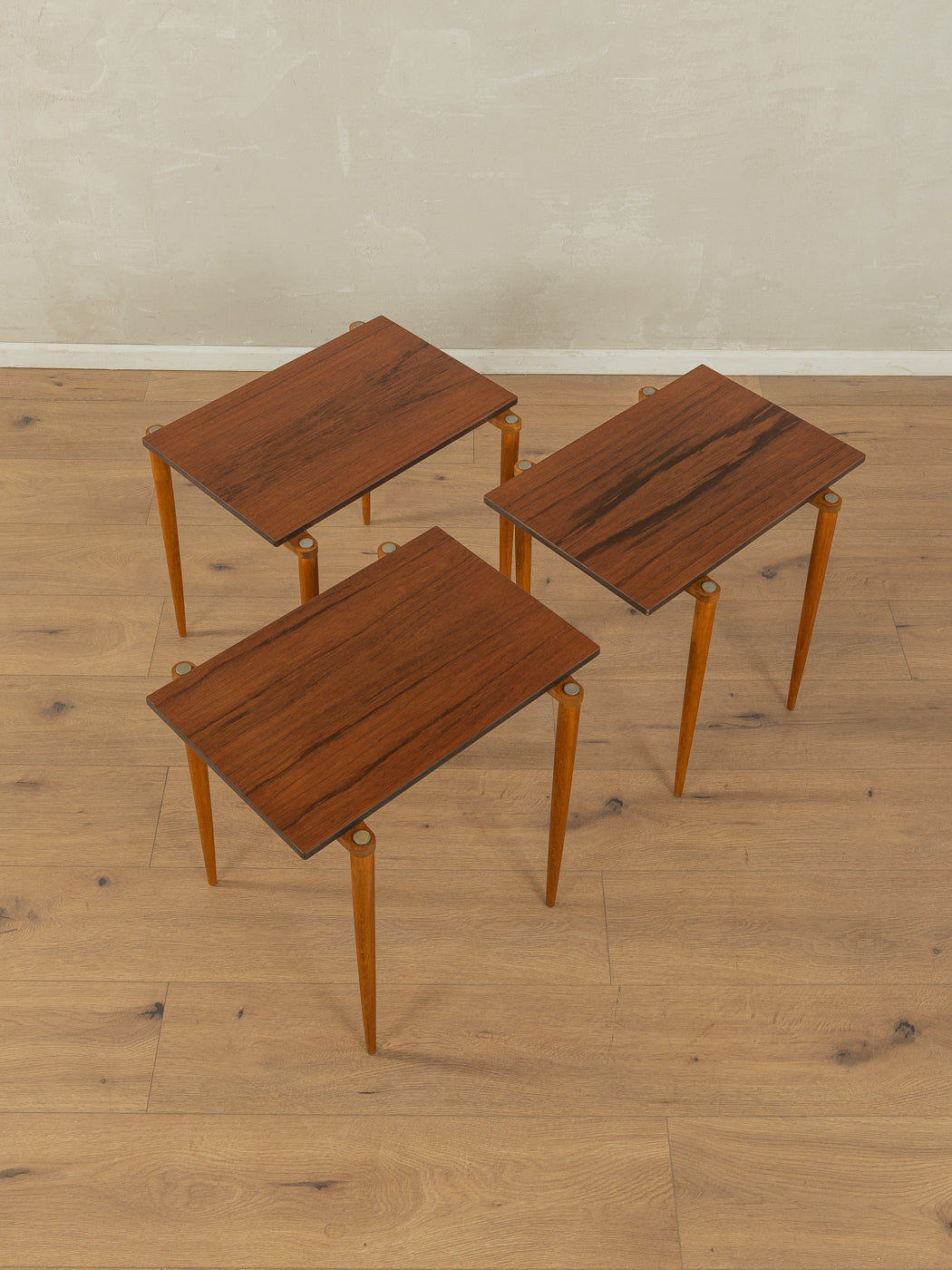 1960er Jahre Nesting tables, Opal Möbel