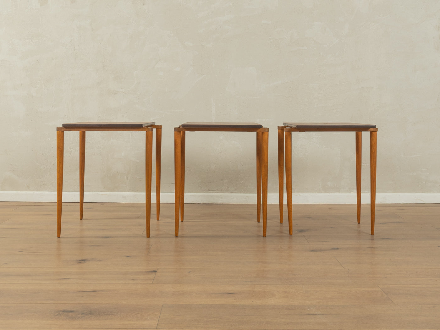 1960er Jahre Nesting tables, Opal Möbel