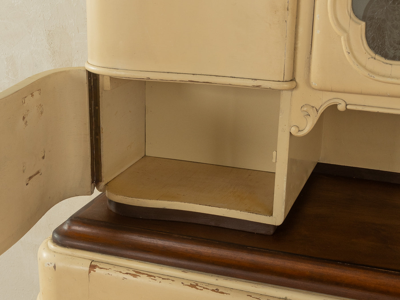 1920er Jahre Art Déco Küchenschrank