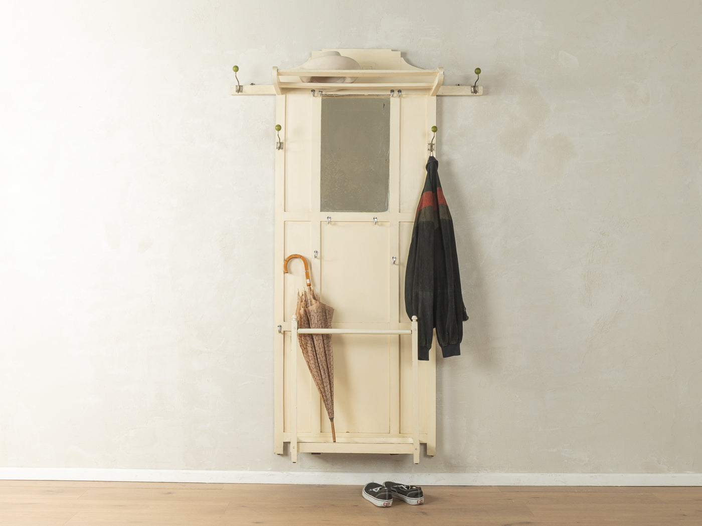 Art Déco Garderobe