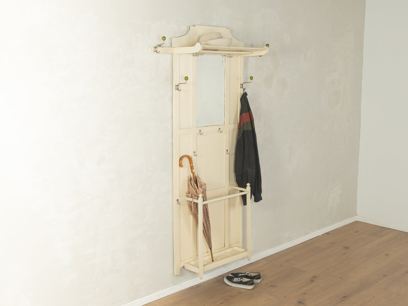 Art Déco Garderobe