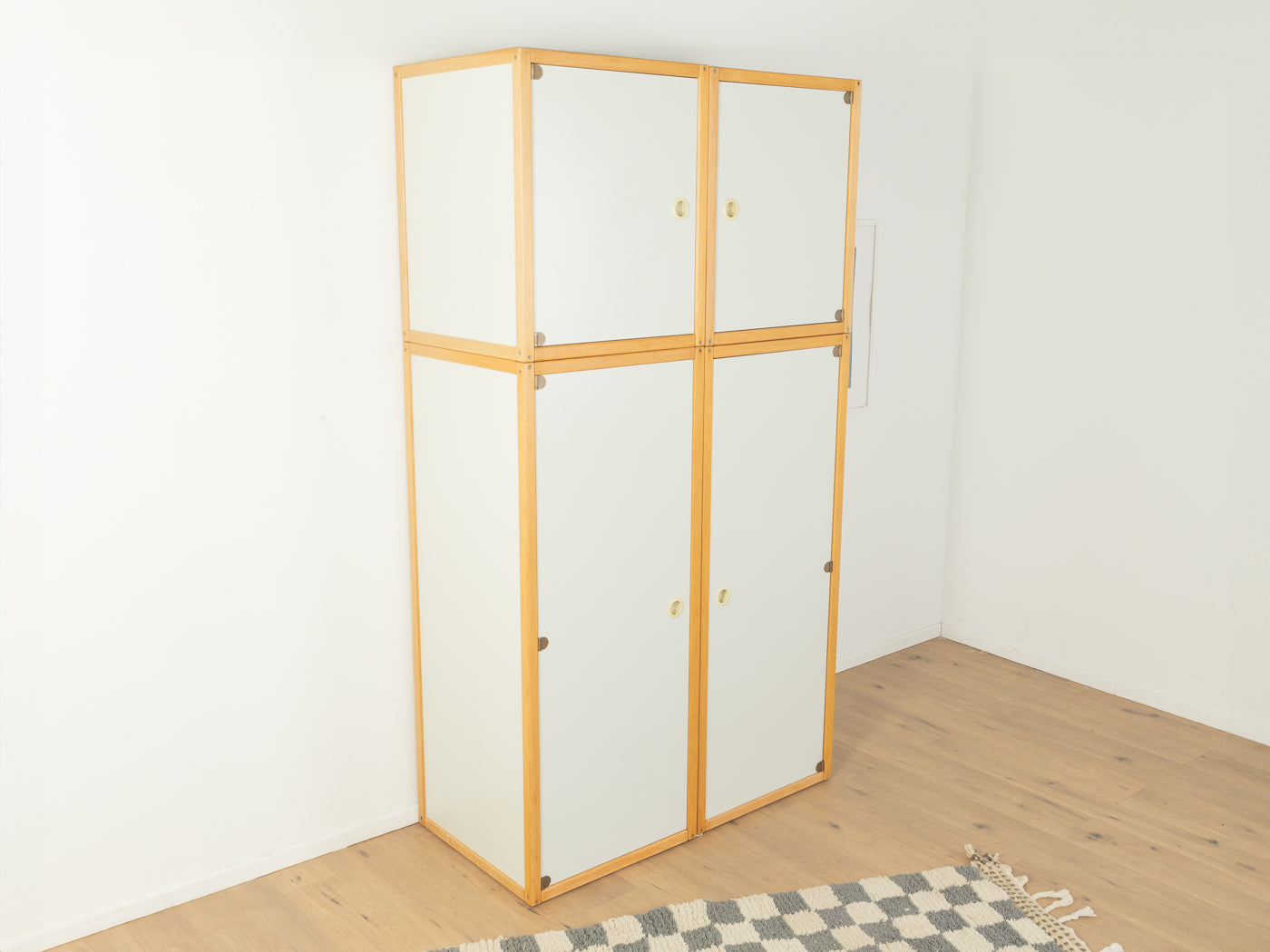 Flötotto wardrobe