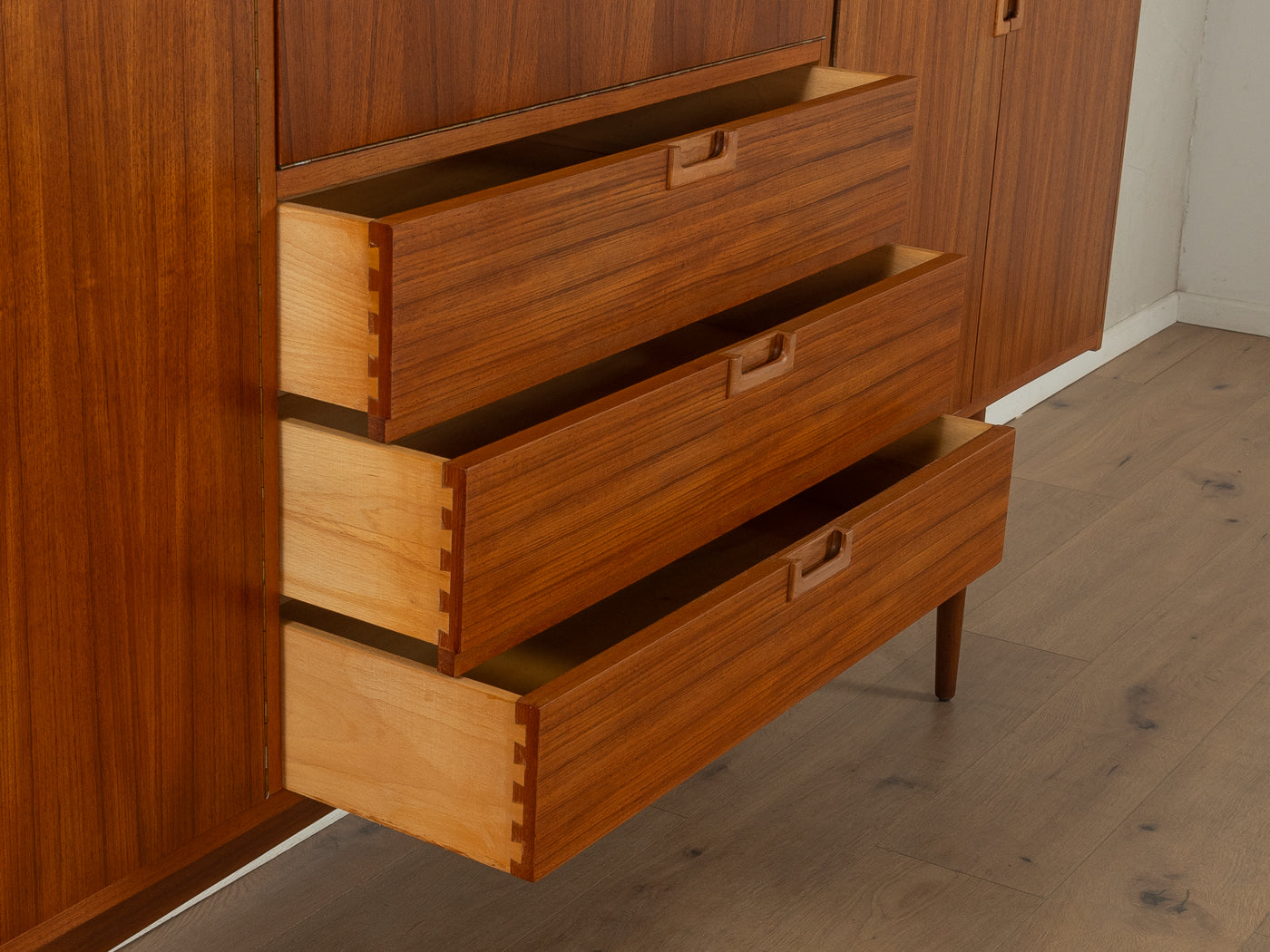 1960er Jahre Highboard, Musterring