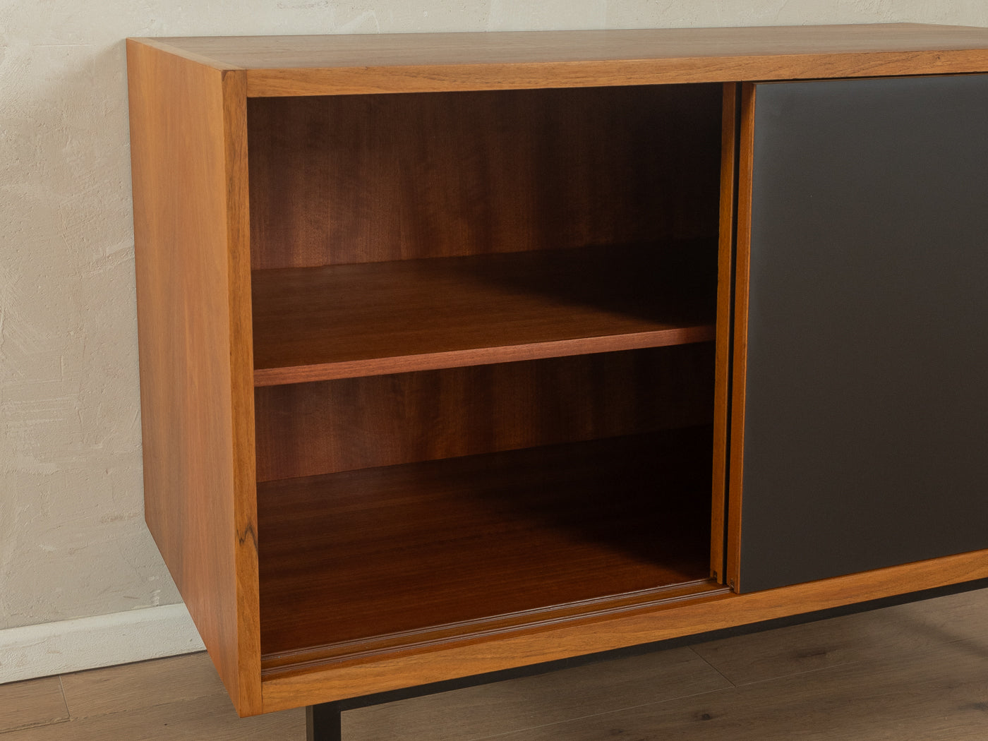 1950s chest of drawers