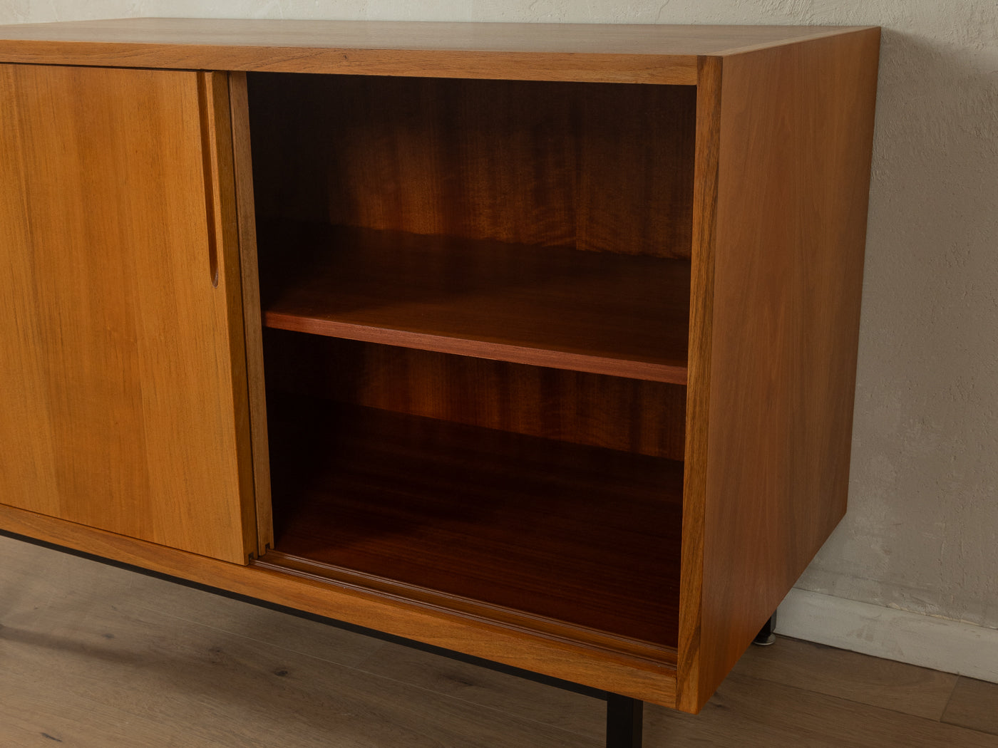 1950s chest of drawers