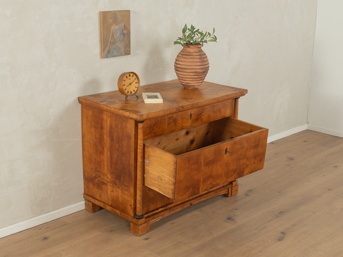1830s Biedermeier chest of drawers