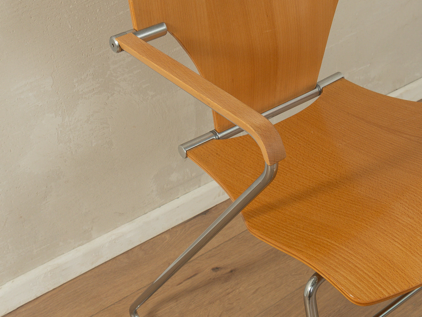 EGOA 300 swing chairs, Josep Mora, Stua