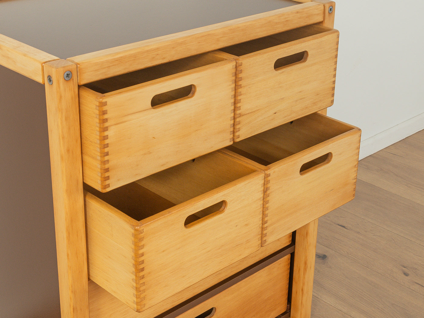 Flötotto chest of drawers