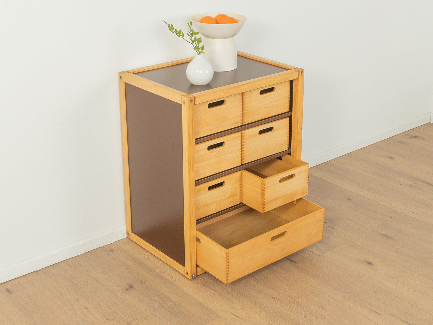 Flötotto chest of drawers