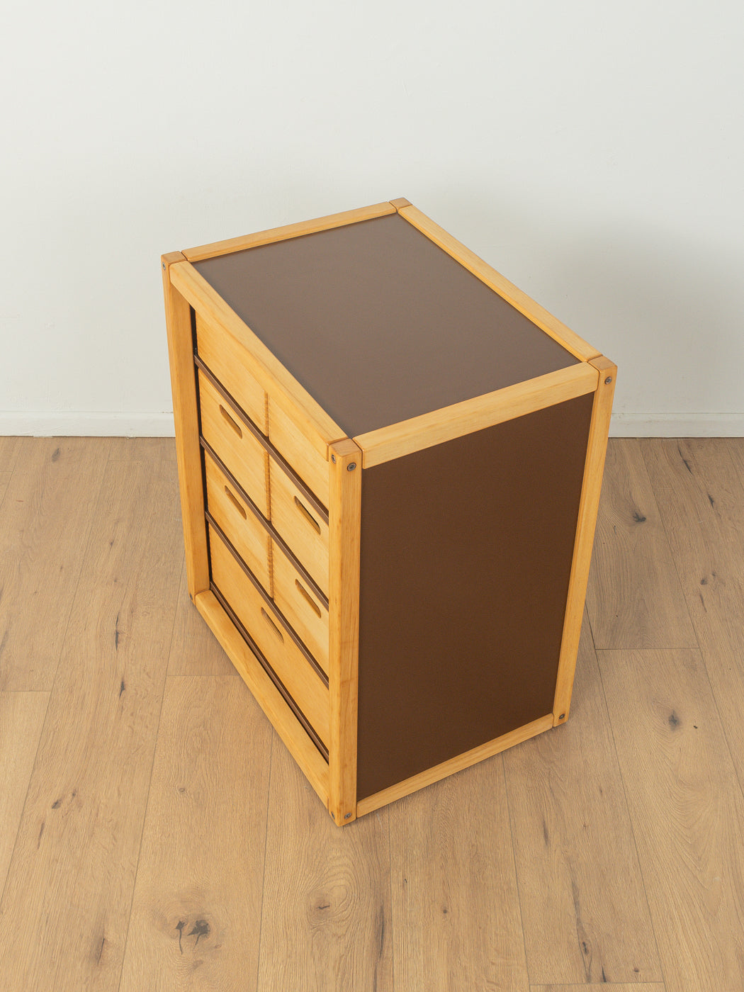Flötotto chest of drawers