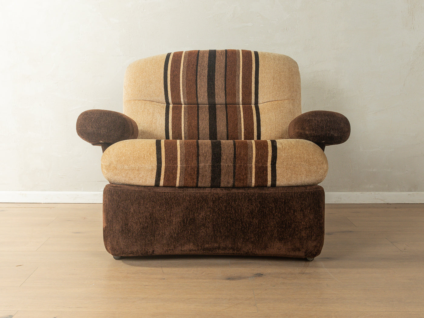 1970s seating group