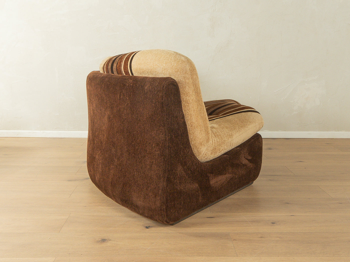 1970s seating group