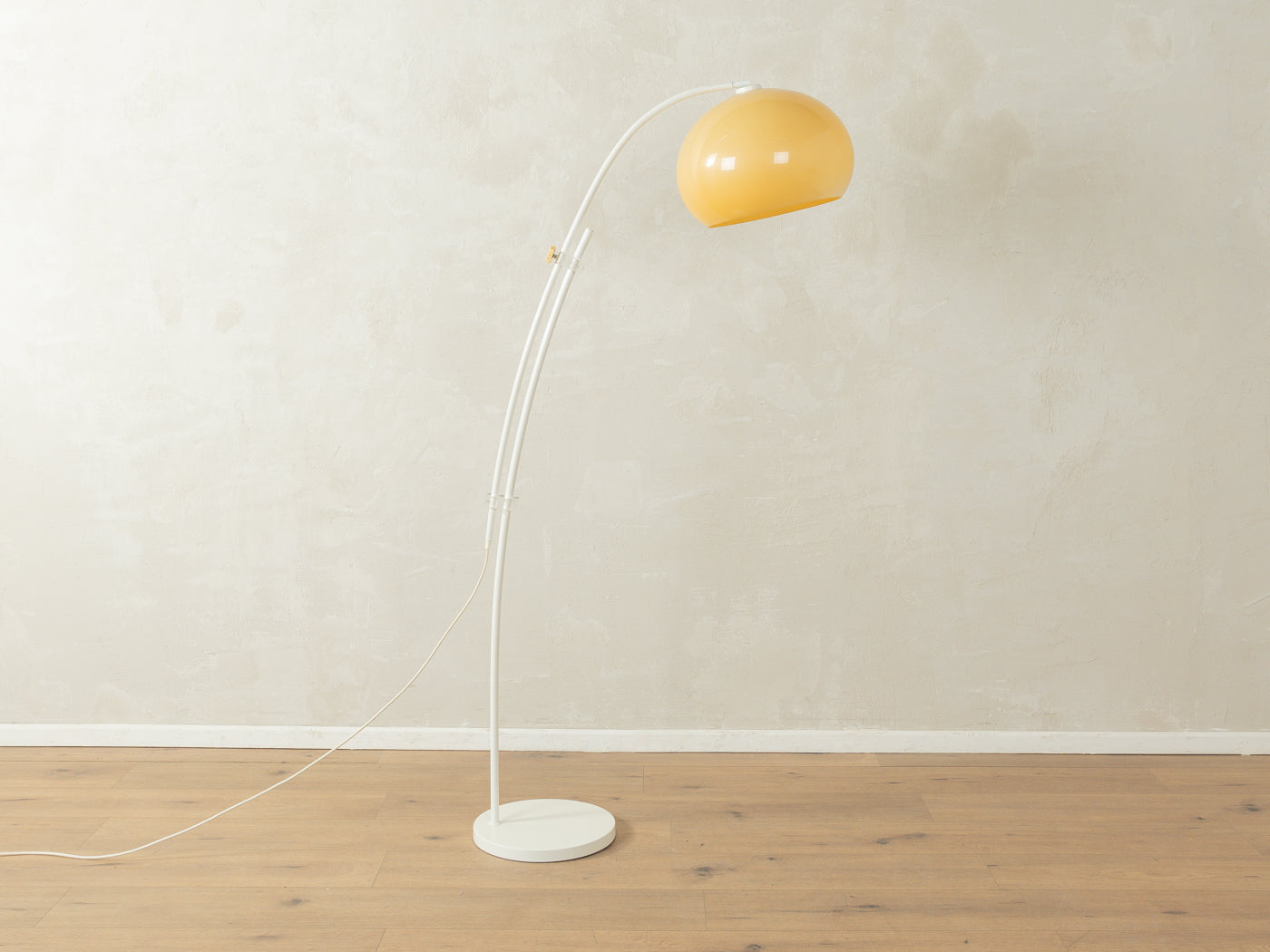 1970s arc lamp