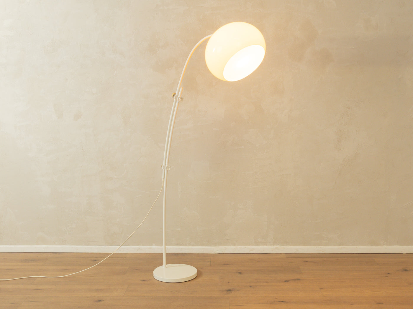1970s arc lamp