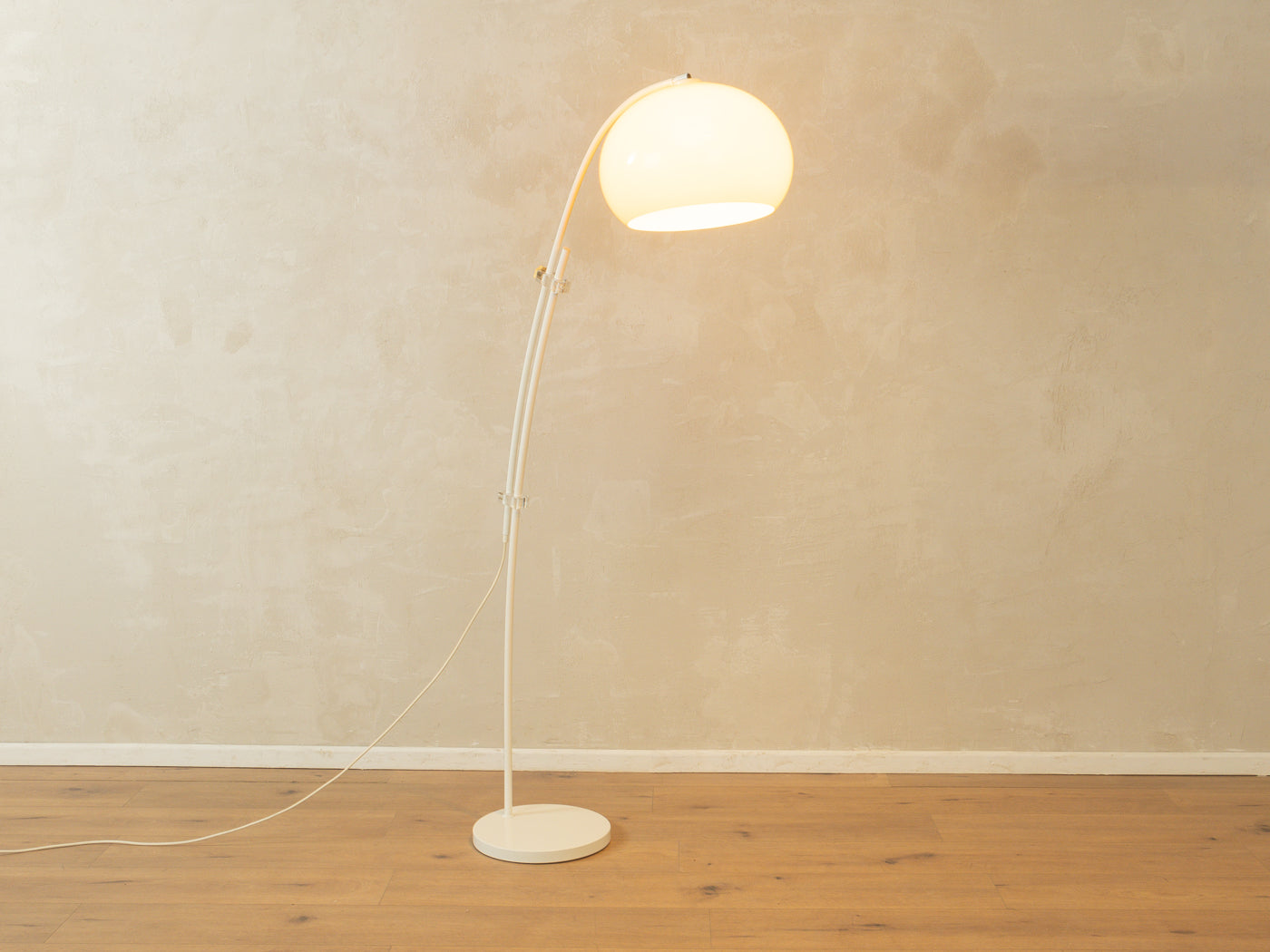 1970s arc lamp
