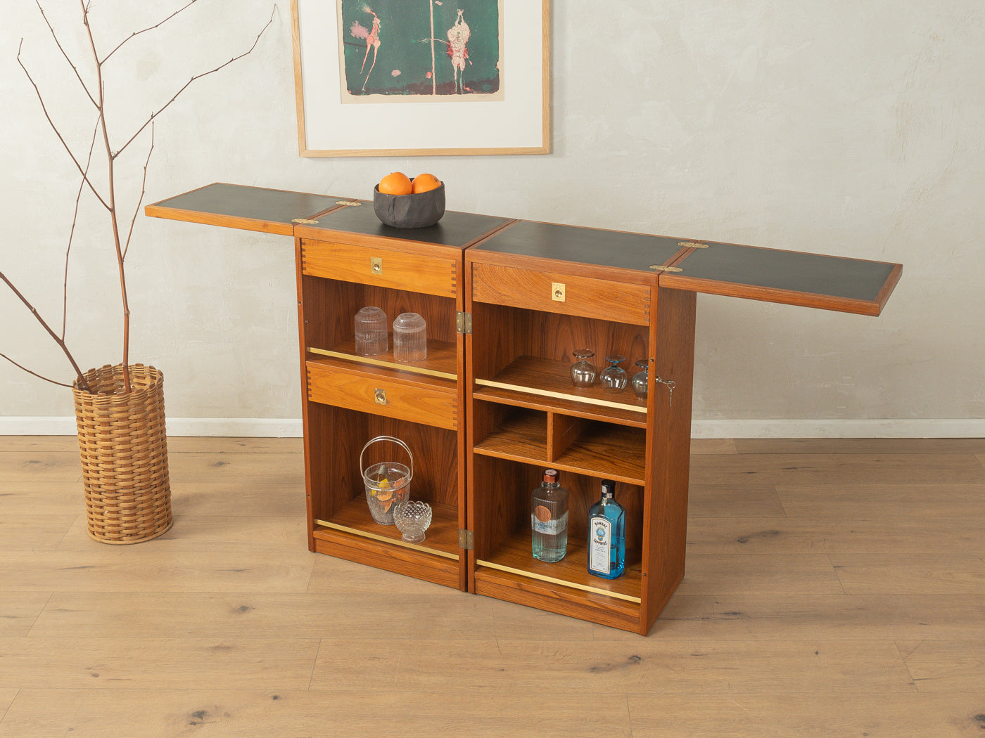 Captain´s Bar, Reno Wahl Iversen, Dyrlund