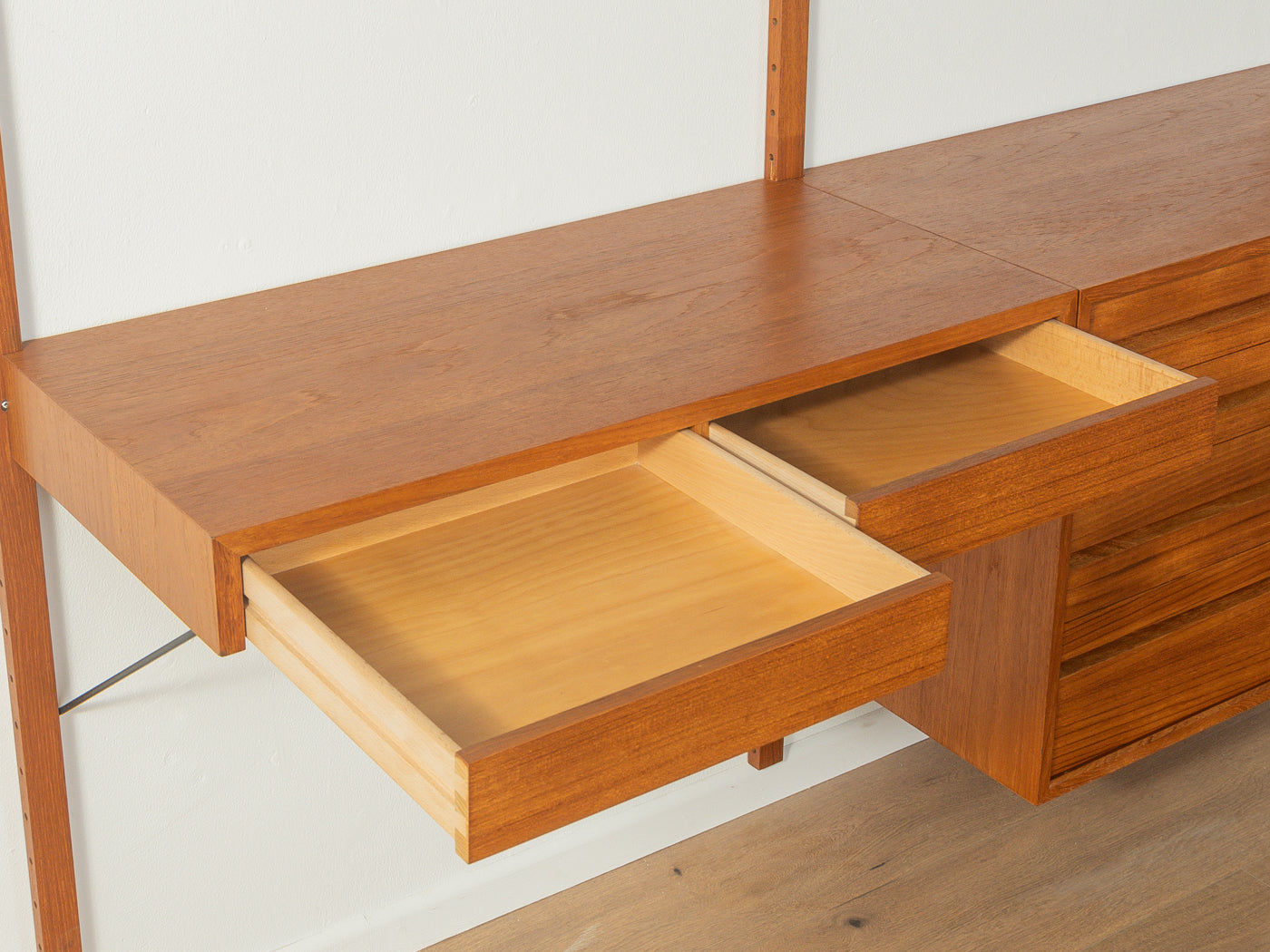 1960s wall shelf, Poul Cadovius